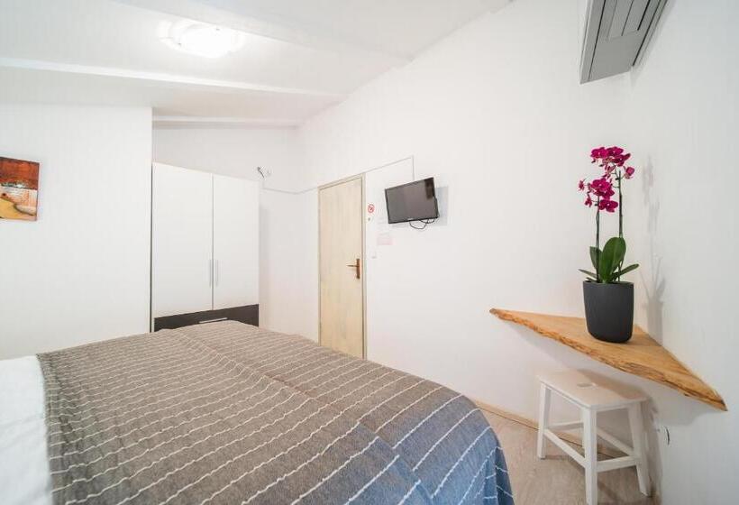 스탠다드 룸, Villa Borgo B&b