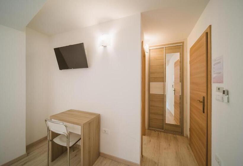 스탠다드 룸, Villa Borgo B&b