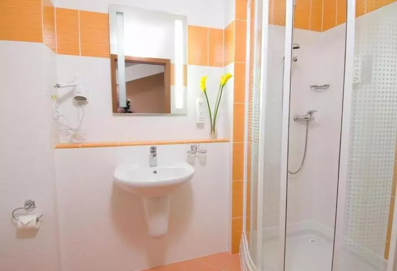 Perhehuone, Wellness Hotel Frymburk