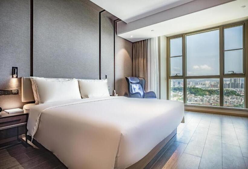 Номер Deluxe, Atour Hotel Zhongshan West Xingzhong Plaza