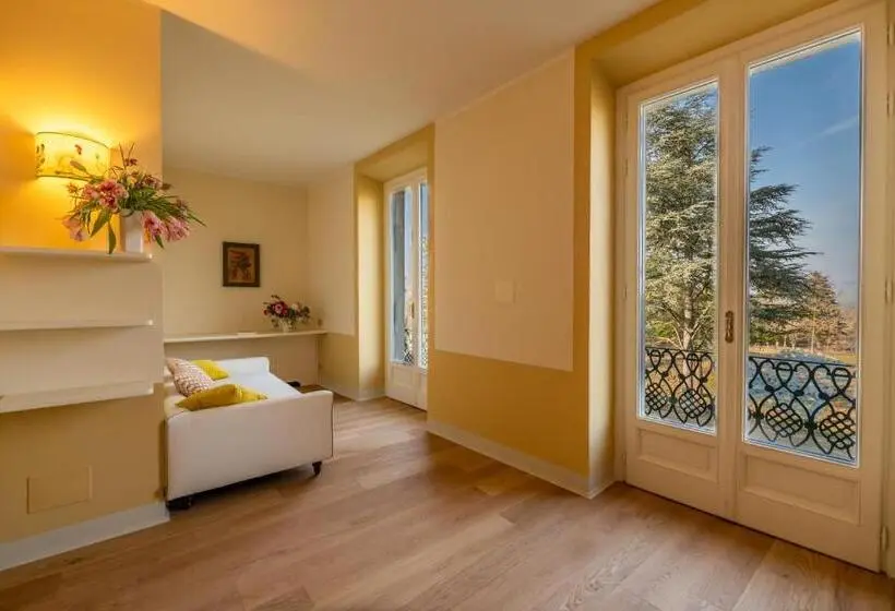 デラックストリプルルーム, Il Casale Denari