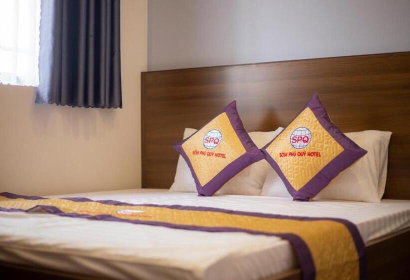 اتاق استاندارد با تخت بزرگ, Khách Sạn Sớm Phú Quý   Ninh Thuận