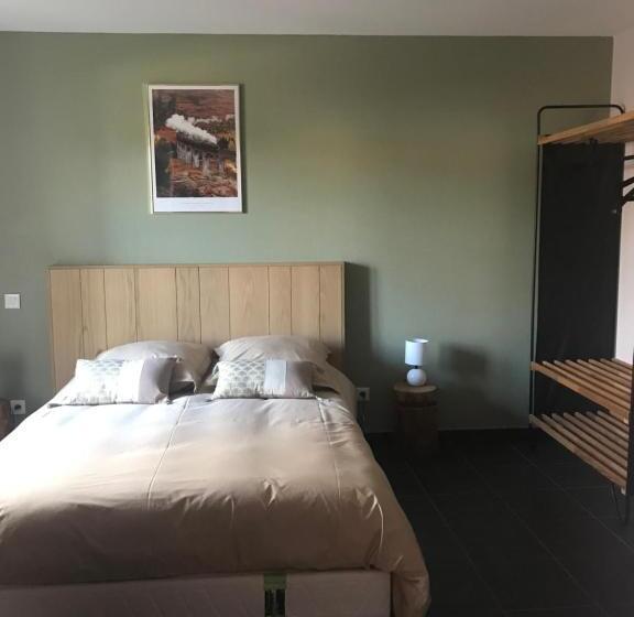 适合残疾人使用的标准间, L Estampille