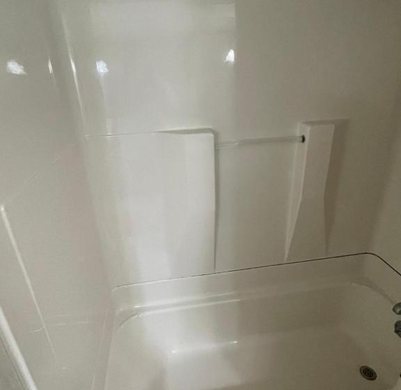 غرفة قياسية سرير كينج لذوى الإحتياجات الخاصة, Ships Inn