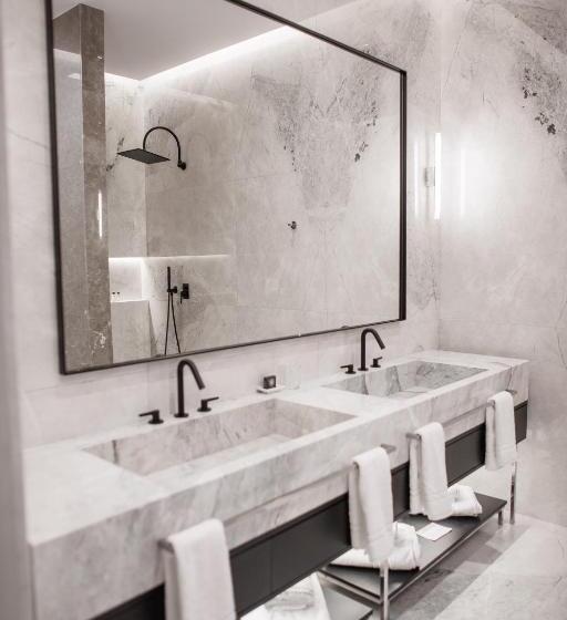 סוויטה משפחתית, Prado Luxury