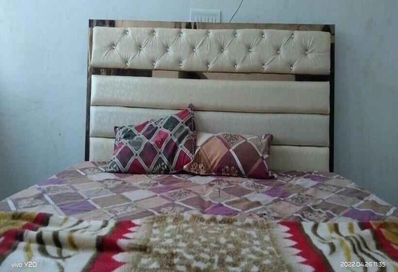 Quarto Triplo Clássico, Spot On Harsh