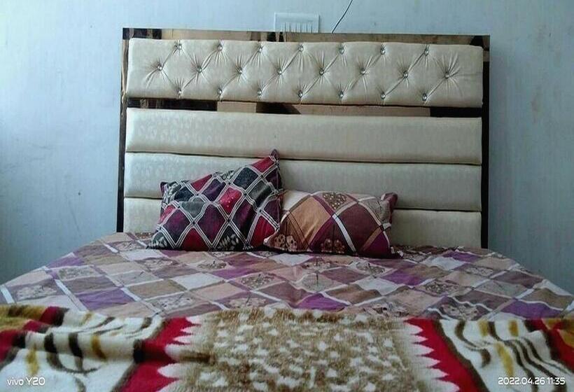 Quarto Triplo Clássico, Spot On Harsh