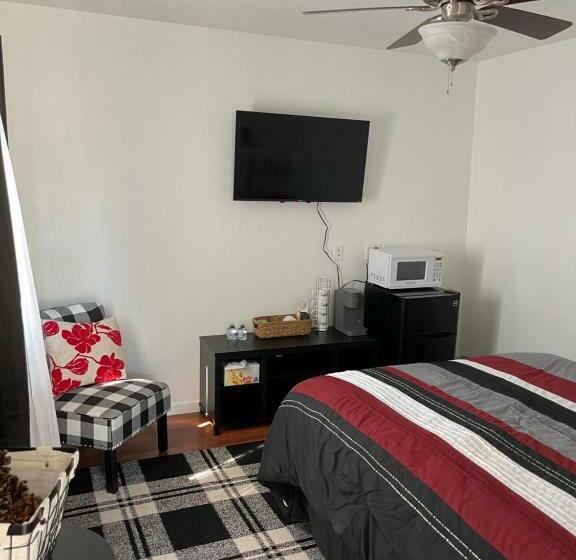 غرفة قياسية مزوَّدة بشُرفة, The St Maries Inn