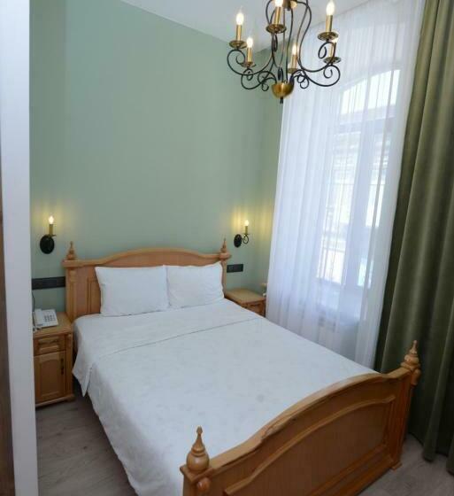 اتاق لوکس, Aratta Royal