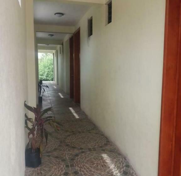 חדר דלוקס יחיד, Restaurant Los Prismas