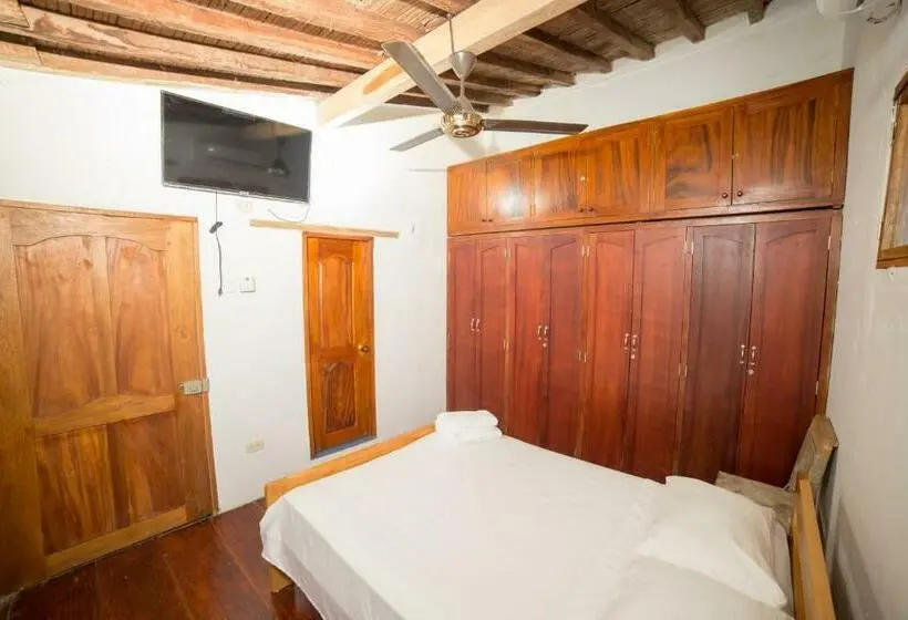 スタンダードルーム, Casa Serrano Callejón De Don Blas