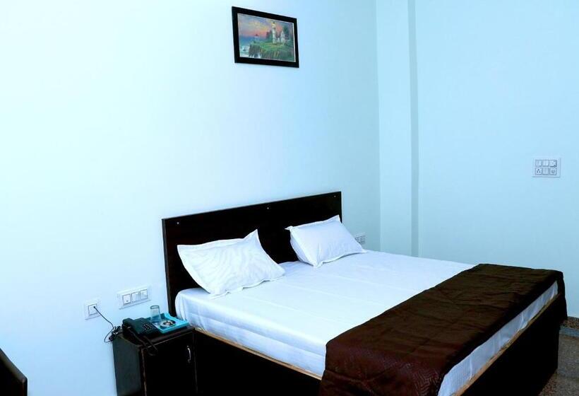 Номер Deluxe, Ashoka Palace