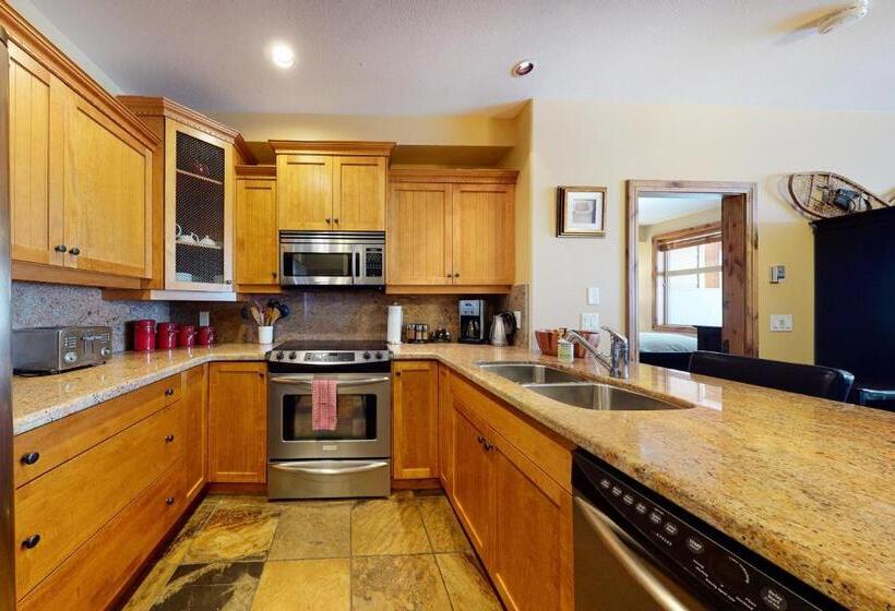 2ベッドルームアパートメント, Aspens 4406