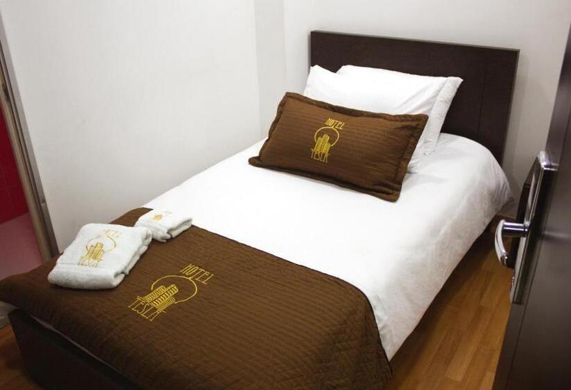 غرفة قياسية فردية, Tesla