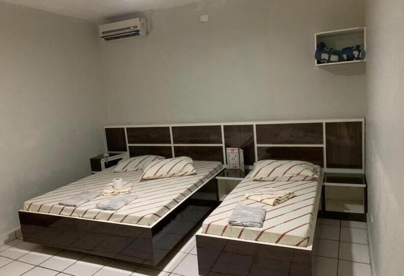 اتاق استاندارد سه نفره, Zafira