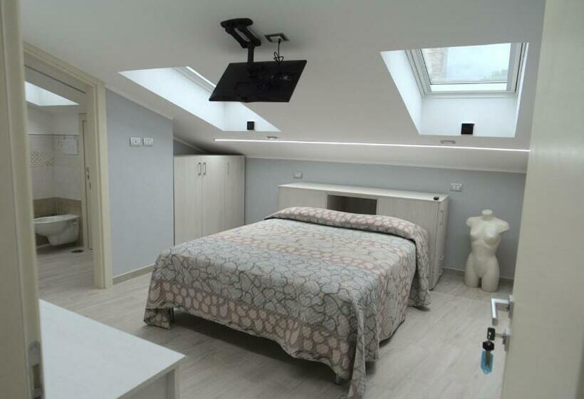 スタンダードルーム, Dada