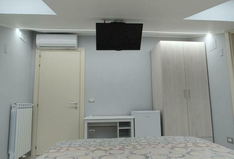 スタンダードルーム, Dada