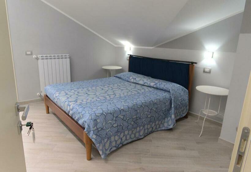 スタンダードルーム, Dada