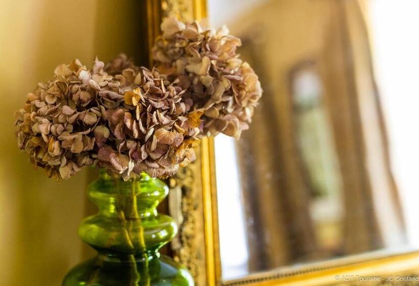 Номер Deluxe, Les Jardins Haute Couture