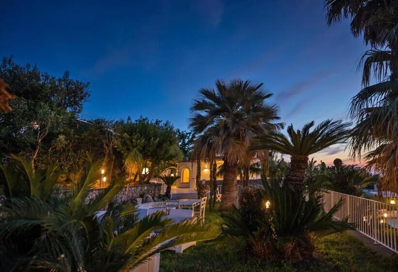 اتاق استاندارد با تخت بزرگ, Capri Blue Luxury Villa Le Tre Monelle