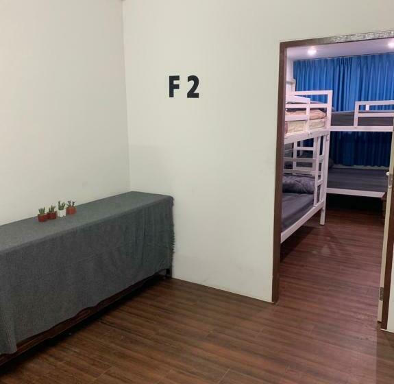 غرفة قياسية, Happy Home Hostel