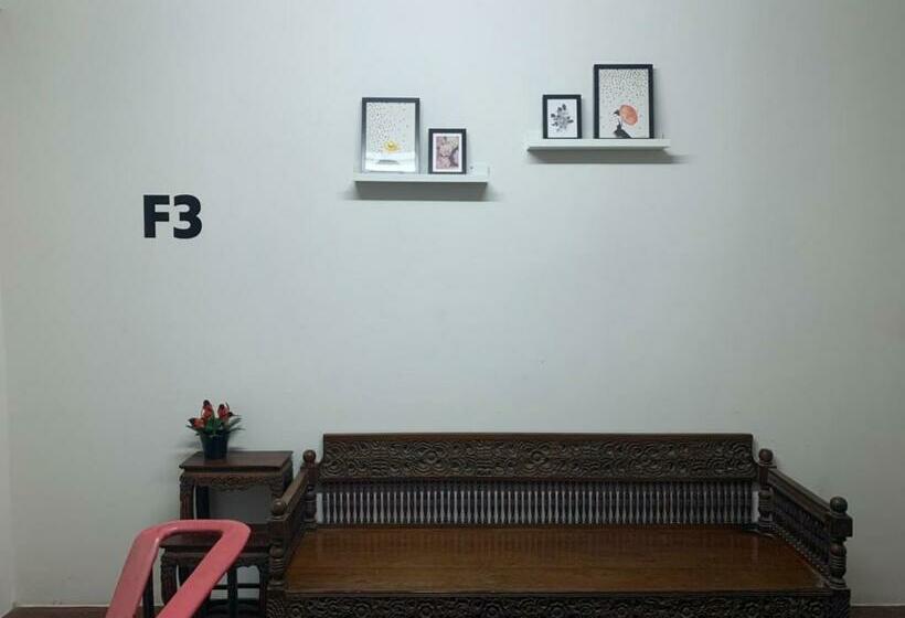 غرفة قياسية, Happy Home Hostel