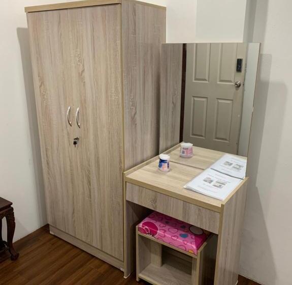 غرفة قياسية, Happy Home Hostel