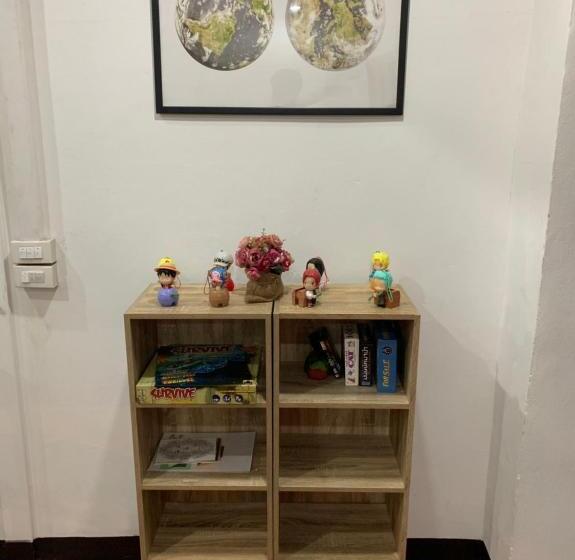 家庭房间共用浴室, Happy Home Hostel