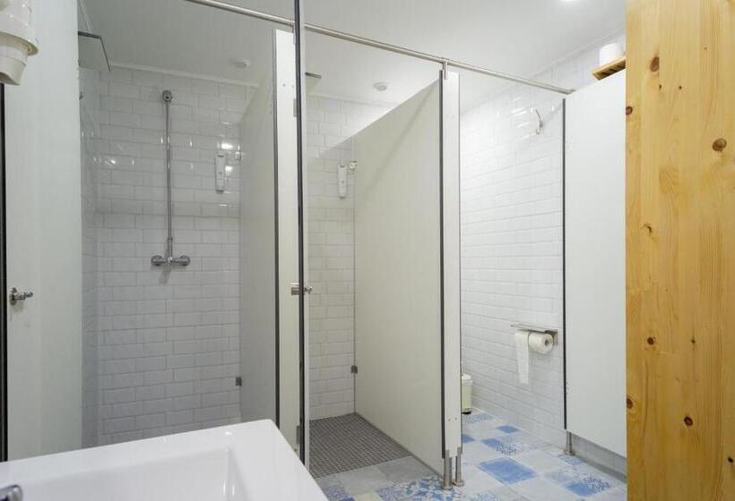 سرير فى غرفة مشتركه, Hostel Bulwark