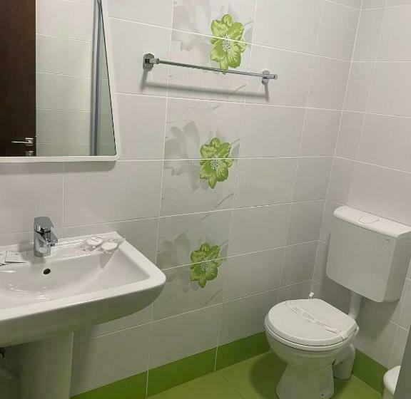 4인용 스탠다드 룸, Vila Regal Mamaia