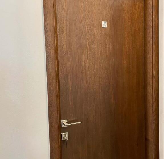 스탠다드 트리플 룸, Vila Regal Mamaia