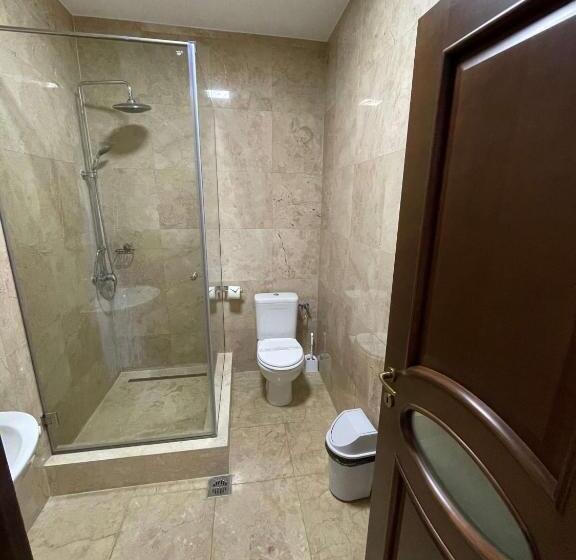 디럭스 트리플 룸, Vila Regal Mamaia