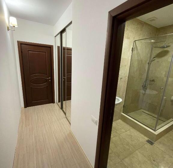 디럭스 트리플 룸, Vila Regal Mamaia