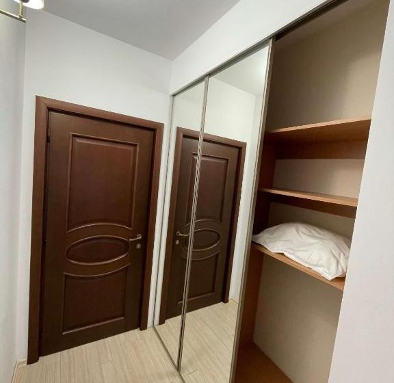 Трехместный Номер Deluxe, Vila Regal Mamaia