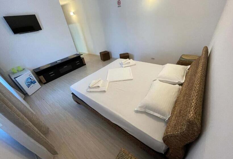 디럭스 룸, Vila Regal Mamaia