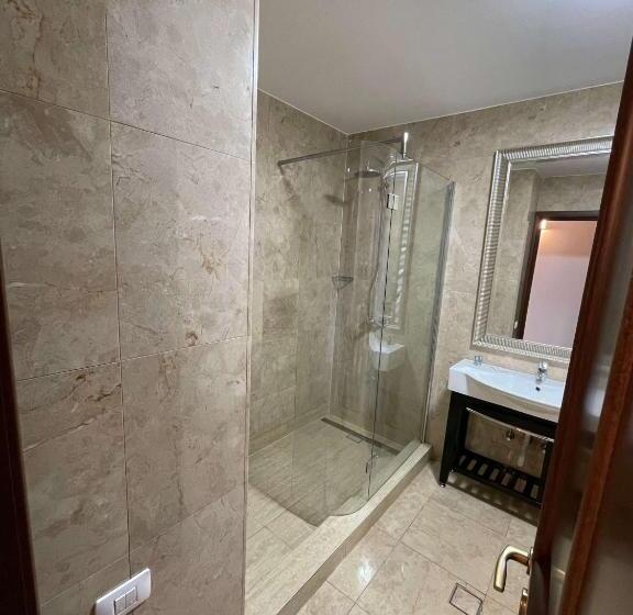 디럭스 룸, Vila Regal Mamaia