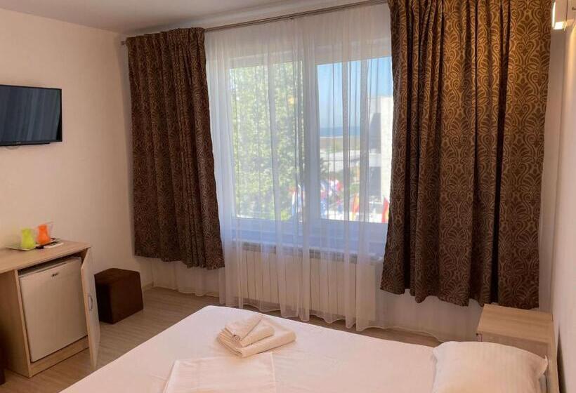 스탠다드 룸, Vila Regal Mamaia
