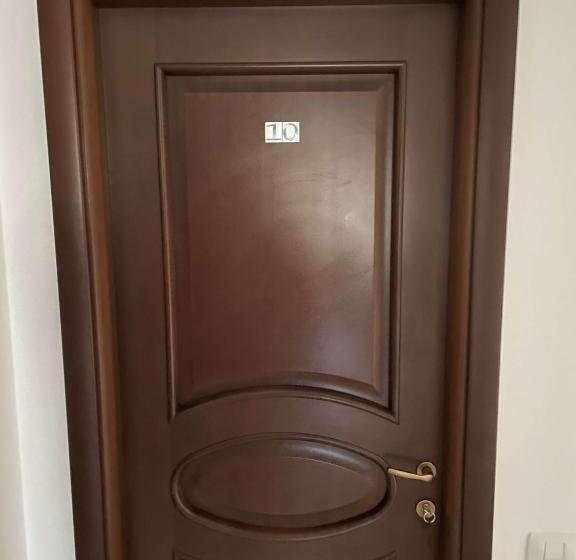 디럭스 룸, Vila Regal Mamaia