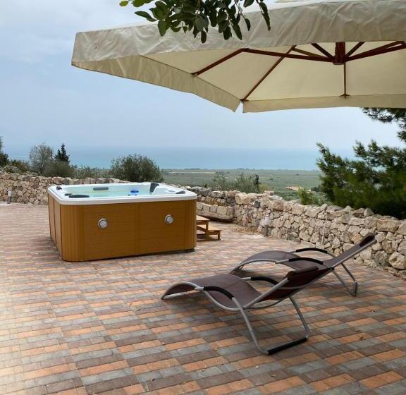 オーシャンビュースタンダードルームバルコニー付き, Dimora Mariuccia