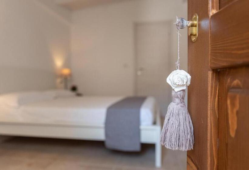 キングサイズベッドのスタンダードルーム, Dimora Mariuccia