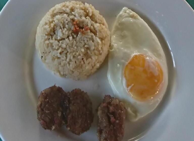 חדר משפחתי דלוקס, Prince Transient House