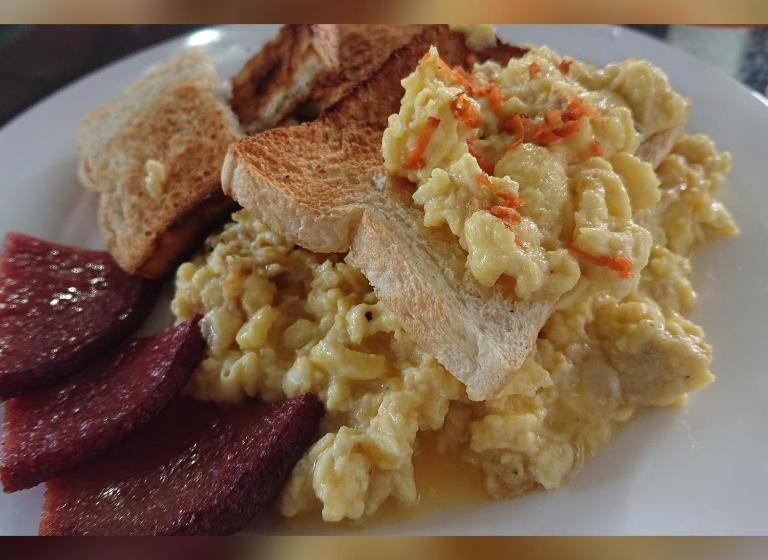 חדר אקונומי יחיד, Prince Transient House