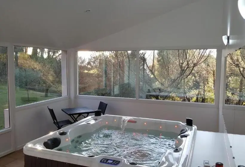 キングサイズベッドのスタンダードルーム, La Maison Du Castellet