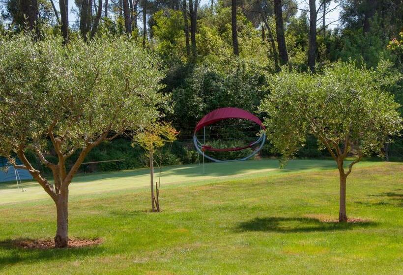 Номер Стандарт Вид на Сад, La Maison Du Castellet