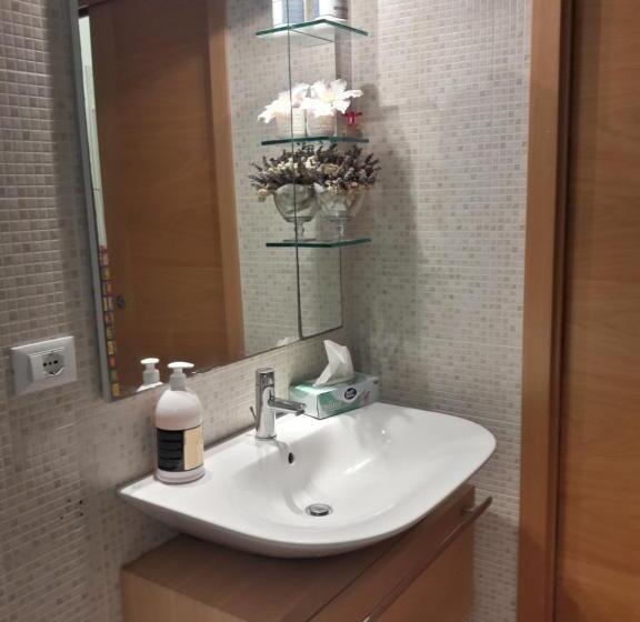 דירת שני חדרים, Rosadipepe