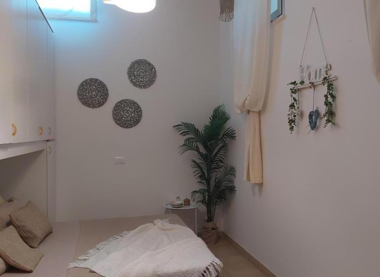 דירת שני חדרים, Rosadipepe