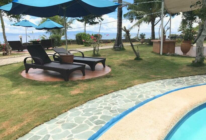 Номер Deluxe Вид на Море, Cabilao Sunset Dive & Beach Resort