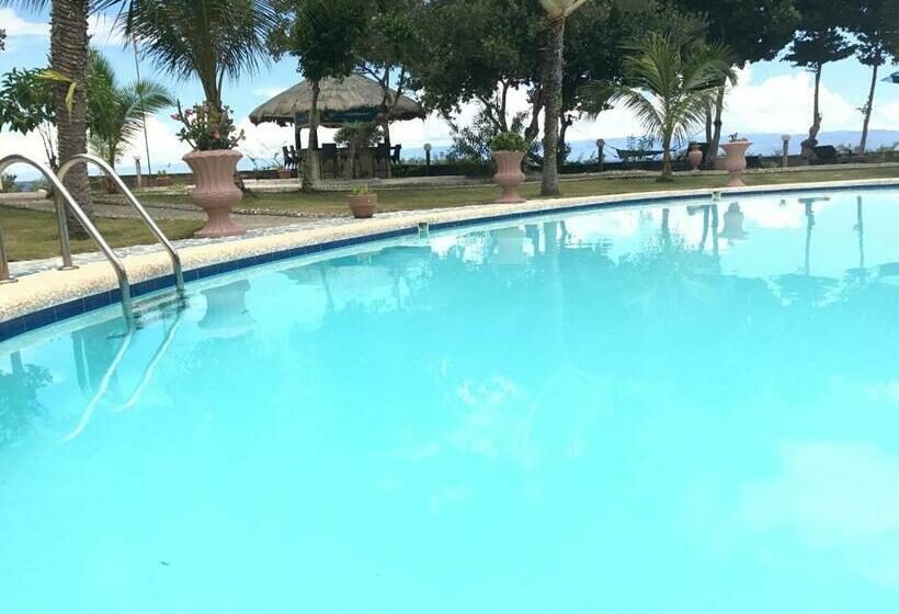 Номер Deluxe Вид на Море, Cabilao Sunset Dive & Beach Resort