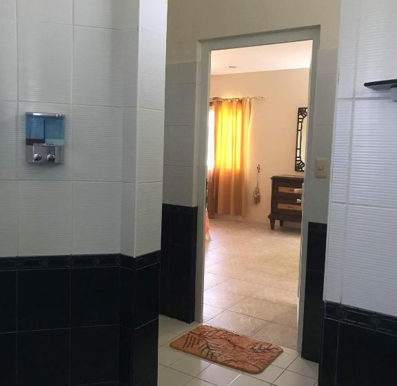 Номер Deluxe Вид на Море, Cabilao Sunset Dive & Beach Resort