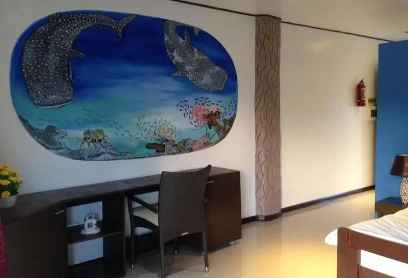 バルコニー付きスタンダードルーム, Cabilao Sunset Dive & Beach Resort